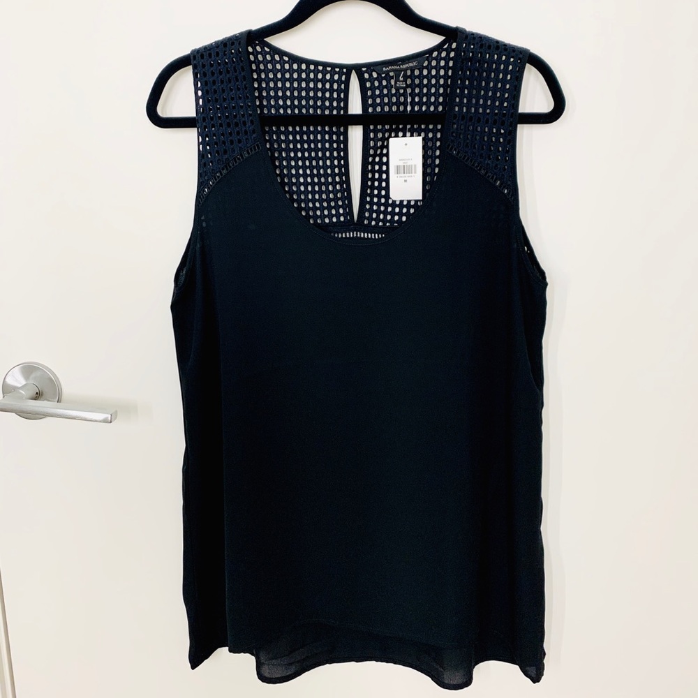 New Banana Republic black sleeveless tank top